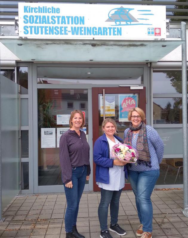 Foto von links nach rechts:  Nicole Krümmer (Geschäftsführung), Valentina Fink (Pflegefachfrau), Katja Heise (Pflegedienstleitung)